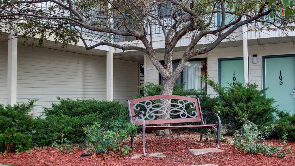Motel 6 Des Moines South - Airport ภายนอก รูปภาพ