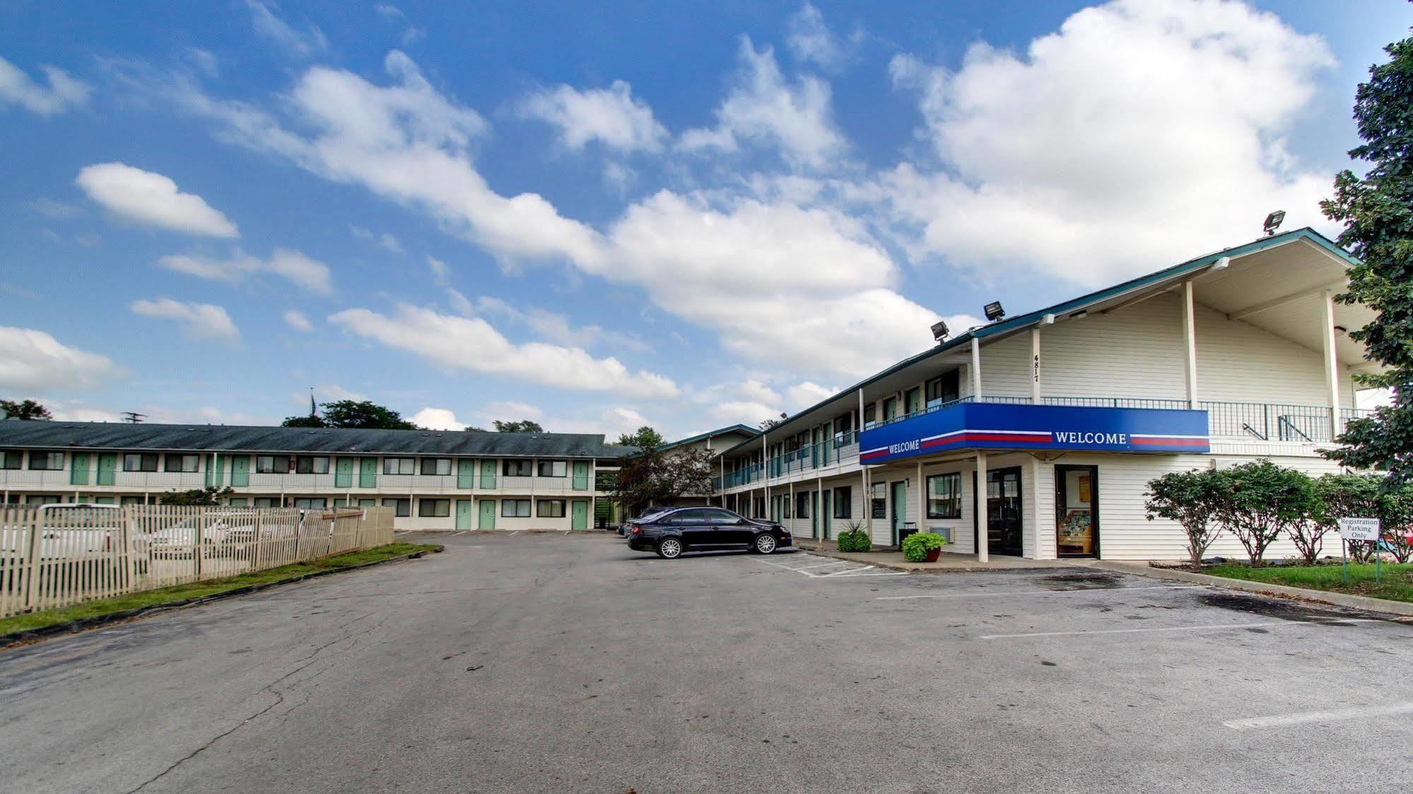 Motel 6 Des Moines South - Airport ภายนอก รูปภาพ